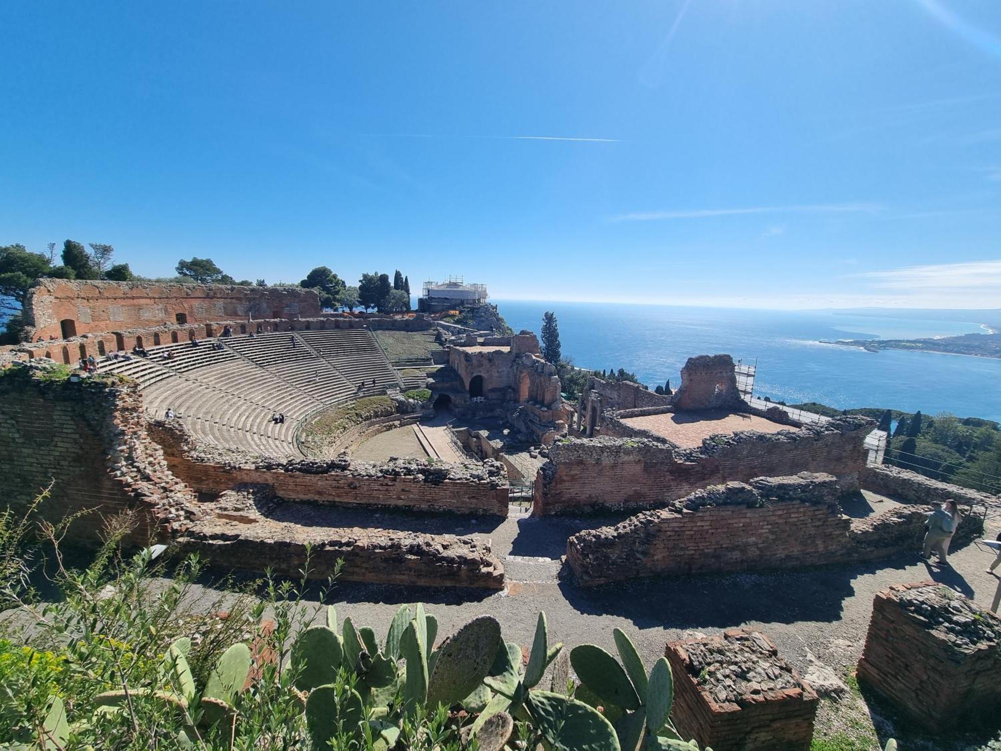 Borgo Di Taormina Apartments By Holiday World Gaggi Exterior photo